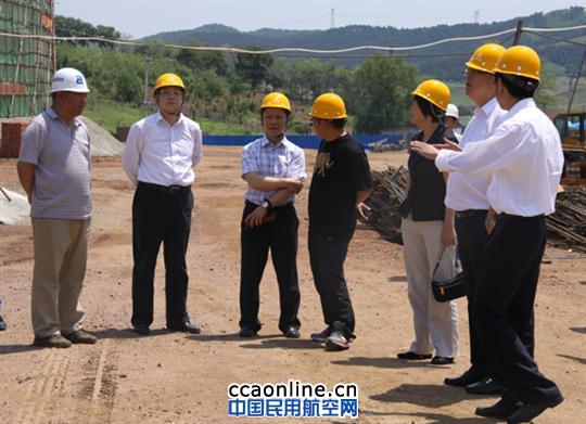 民航局审计组民航局空管局领导视察沈阳区管工
