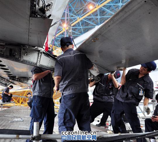 青春无悔，这群当家作主的年轻人