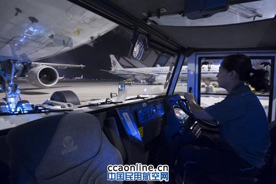 “安全生产月”特种车队在行动