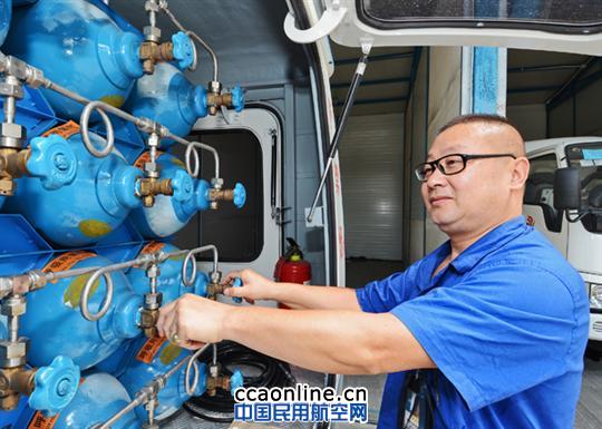 “安全生产月”特种车队在行动