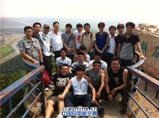 深航“愉悦生活 快乐工作”：感知自然 勇攀巅峰