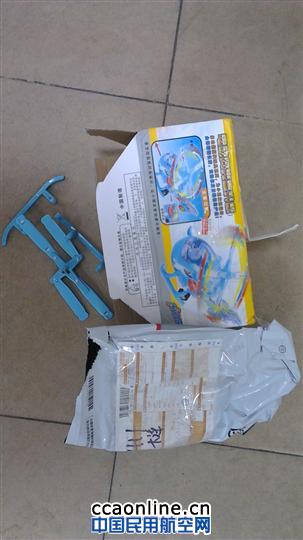 直升飞机藏毒，白云机场通关被查