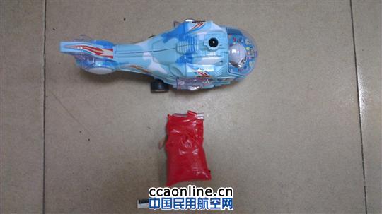 直升飞机藏毒，白云机场通关被查