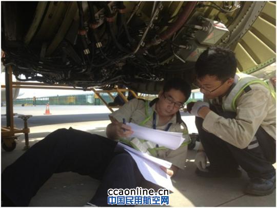 暑运战机务忙 滴滴汗水报深航