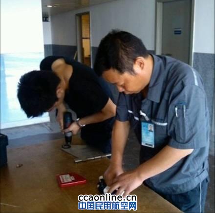 国航上海维修基地客舱开展金钳工培训