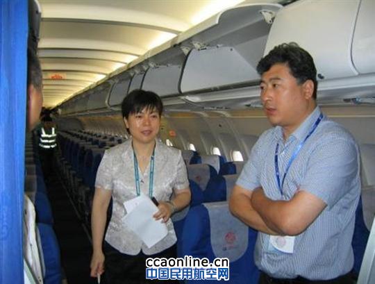 深入一线送清凉 爱心关怀度旺季