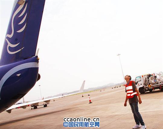 战高温 斗酷暑 华夏航空全力保障航班安全正点