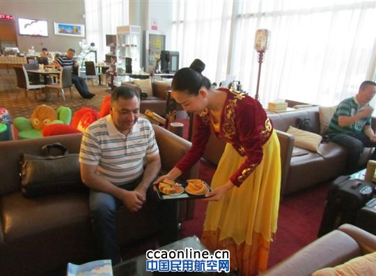 南航新疆分公司：特色服务欢庆肉孜节
