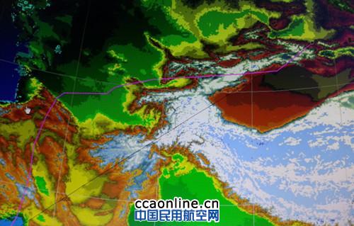 南航新疆运指认真细致完成苏丹维和包机准备工作