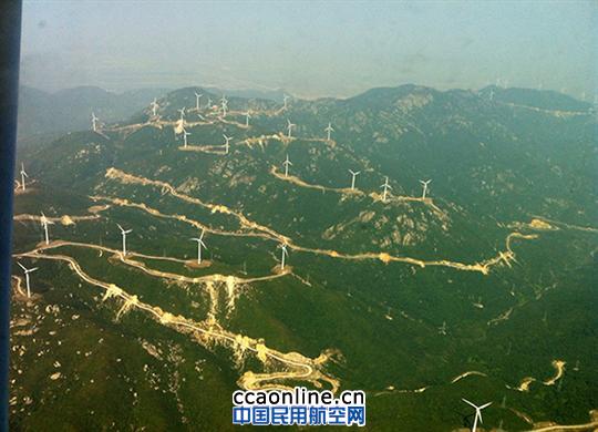 中山雄鹰通航塞斯纳调机回珠海执行航测任务