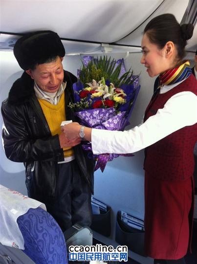 国航重庆分公司精心保障小冰冰赴京求医航班