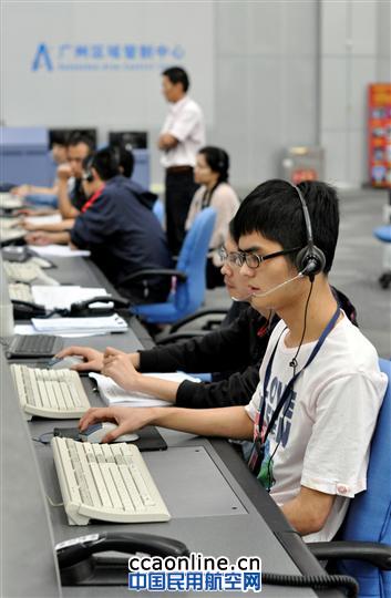 广州武汉空中接力 构建绿色生命通道