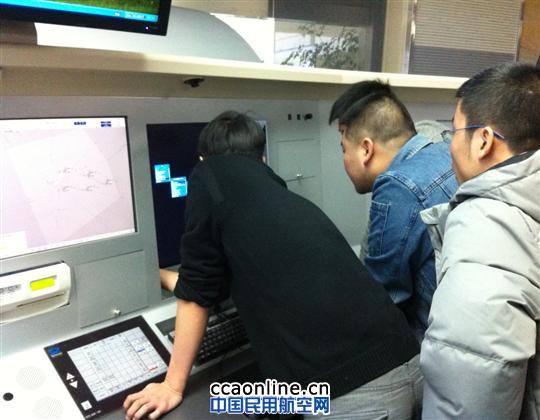 贵州空管分局顺利处置自动化显示器故障