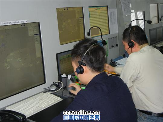 搭建空中绿色通道 争取宝贵救治时间