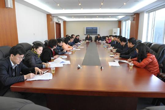 吴粤华调研员带队到服务保障中心进行党建调研