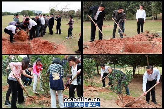 深航维修工程部党委召开2014年3月中心组学习会