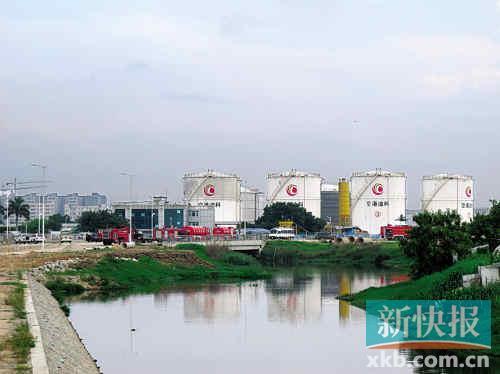 深圳空港油料储油罐阀门失控 漏油500吨