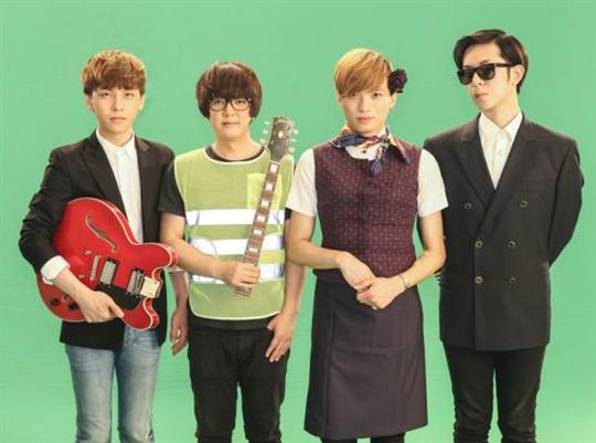 乘国航飞机吉他被摔 果味VC乐队写歌进行维权