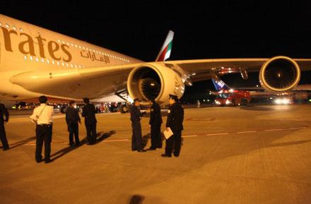 视频：阿联酋航空A380因技术故障急降成田机场