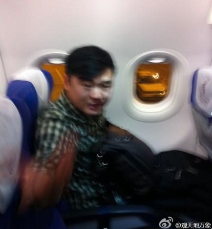 称舅舅是大官 醉酒男大闹南航国际航班致延误