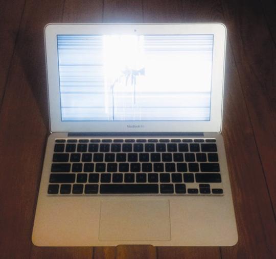 笔记本托运遭损坏 南航:出了机场概不负责