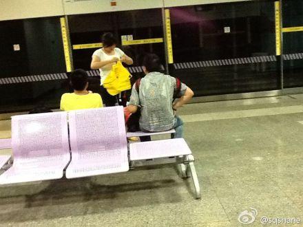 乘客“顺”走救生衣引热议 机长坦言拿了没用