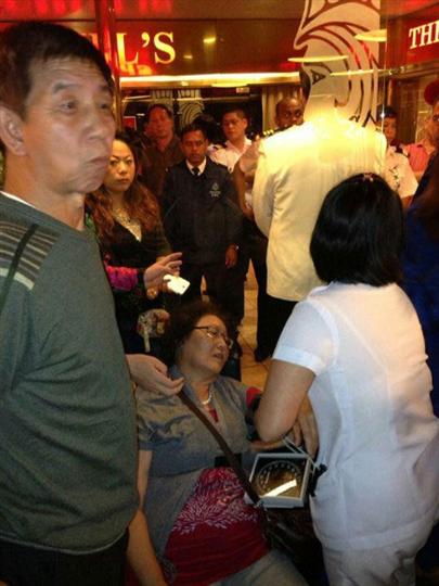 海娜号部分游客15日与海航人员发生肢体冲突