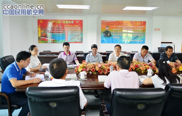 三亚空管站召开“三严三实”专题教育座谈会