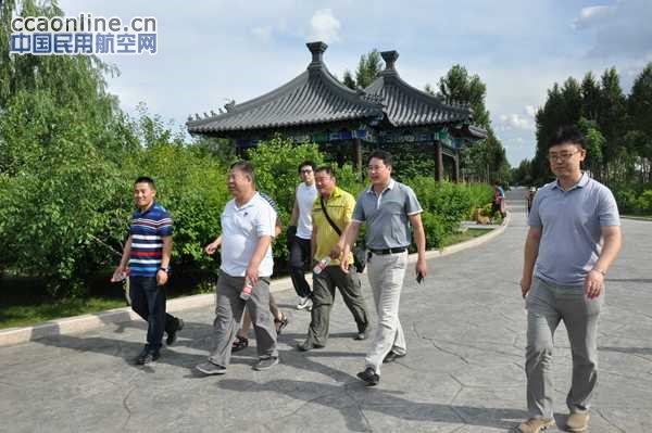 徒步走健康 和谐促发展