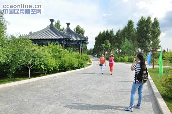 徒步走健康 和谐促发展