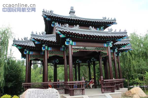 徒步走健康 和谐促发展