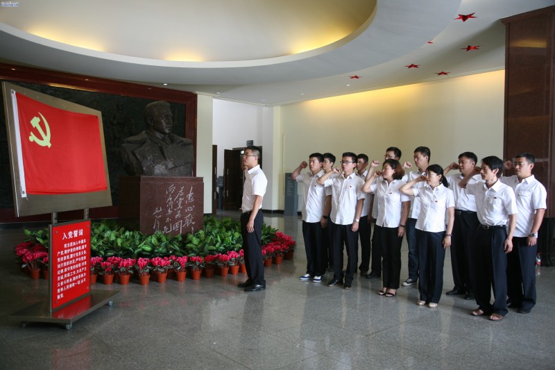 大连空管站开展党员代表主题教育实践活动