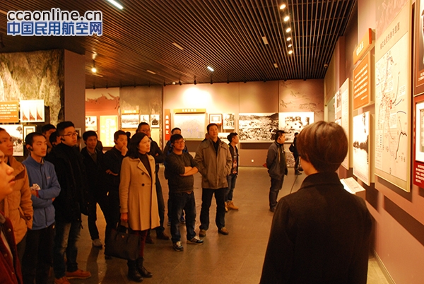 贵州空管分局管制运行部开展主题团日活动