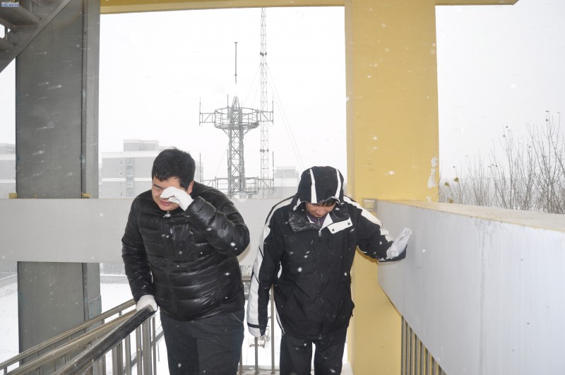 加强雪天特殊巡视 保障设备稳定运行