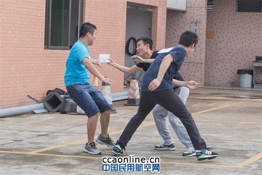 中南空管局管制中心开展拓展减压活动