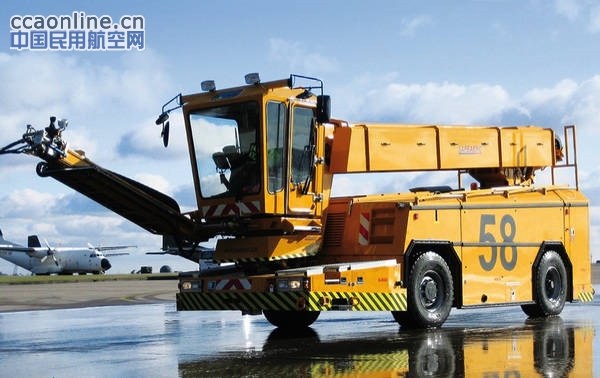 关于GLOBAL飞机除冰车支架断裂故障处理工作