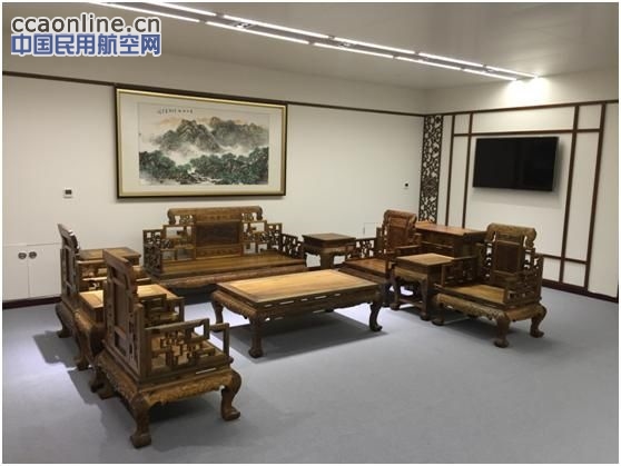 济南机场南指廊头等舱休息室装饰工程完工