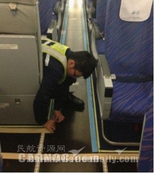 南航三亚机务：利用定检停场间隙 主动提升旅客乘机舒适度
