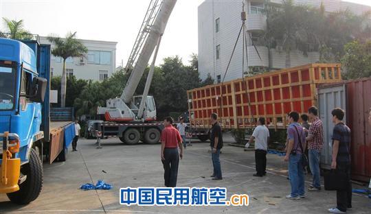 深圳空管站求雨坛雷达天线吊装纪实