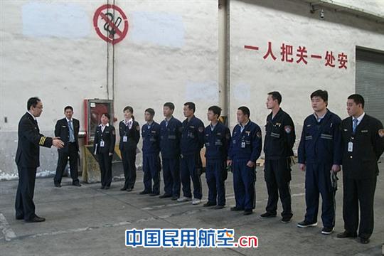 青岛机场货运部圆满完成小动物逃逸应急处置演练