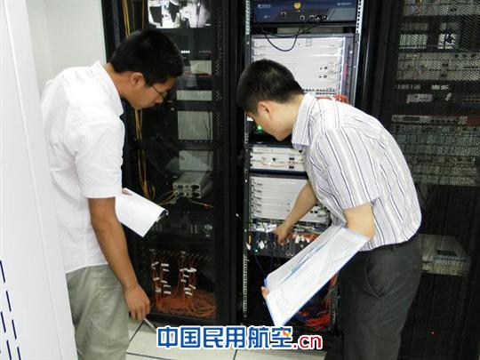 东航北京运控部加大对信息网络全方位的安全检查
