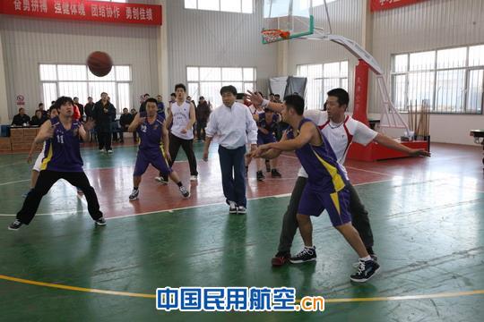 天津空管分局与国航天津分公司举行篮球友谊赛