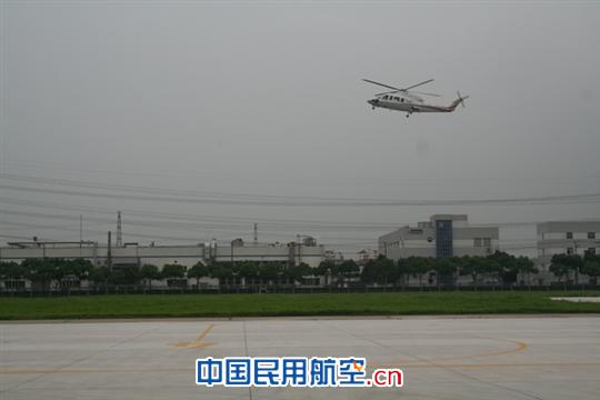 金汇通航直升机空中直播京沪高铁通车上海站首发