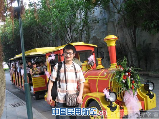 看“80后”如何唱响飞机退租工作的“主旋律”