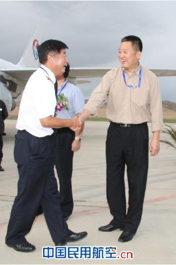 东航圆满完成西宁曹家堡机场新跑道验证试飞