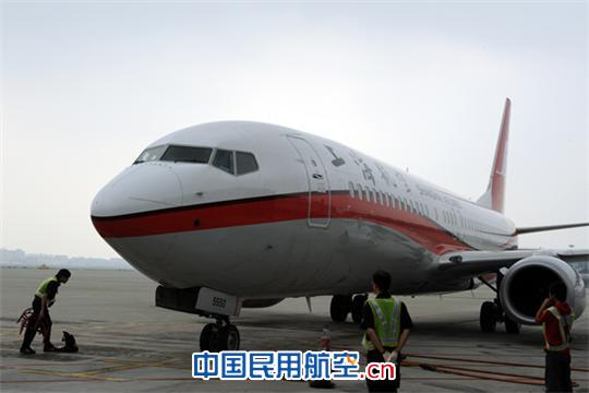 东航虹桥维修基地虹桥飞机勤务部战高温、保安全