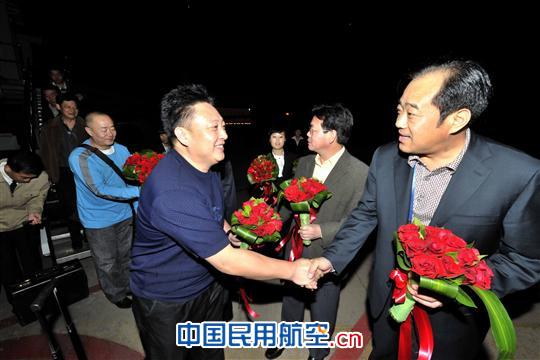 河北航空飞行员队伍再添新鲜血液