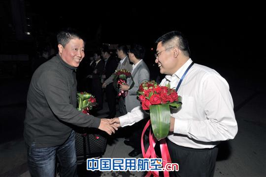 河北航空飞行员队伍再添新鲜血液