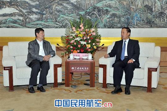 王社平陪同宋恩华会见中国商飞史坚忠