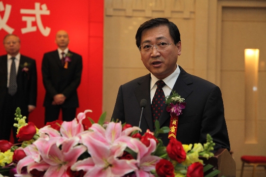 山航集团与开发银行签《开发性金融合作协议》